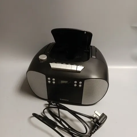 BOXED OAKCASTLE PORTABLE CD BOOMBOX IN BLACK