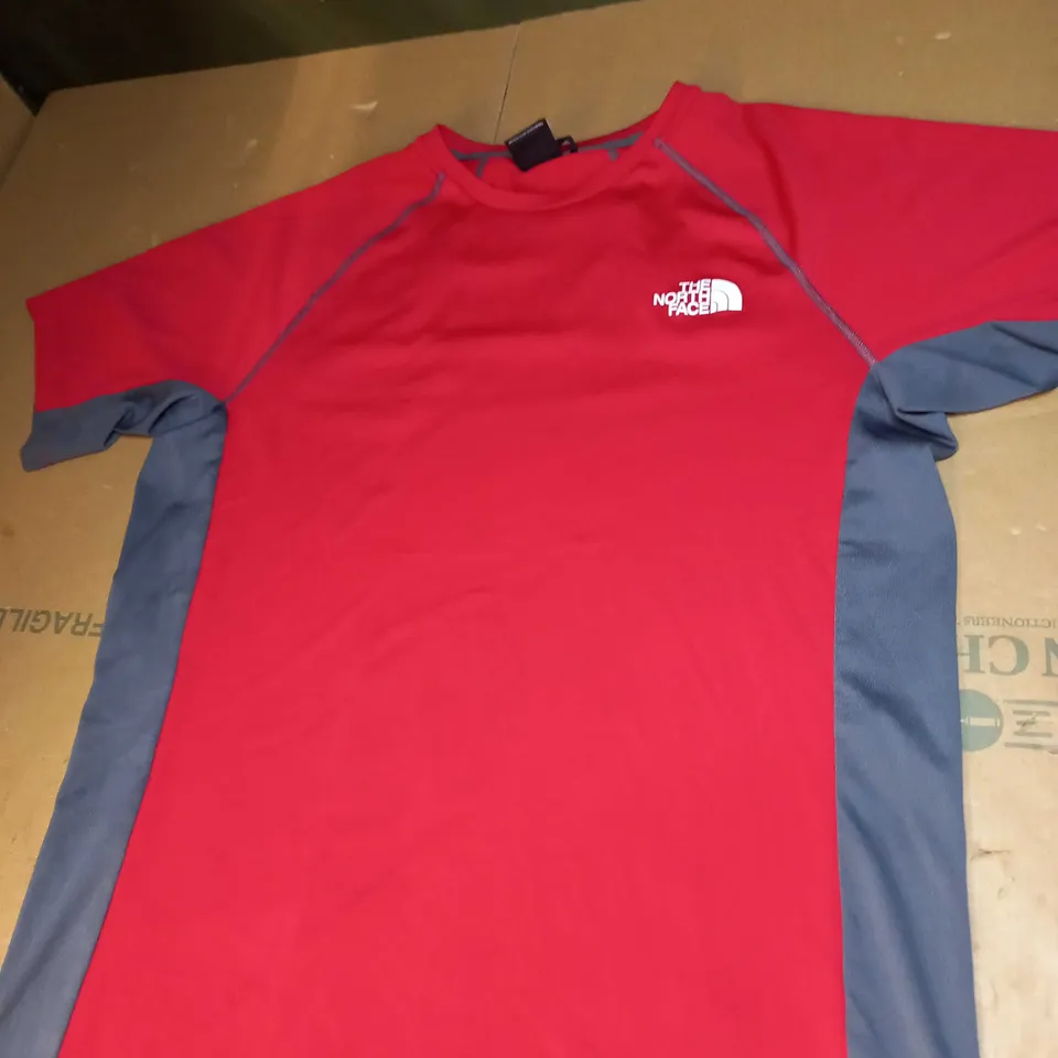 THE NORTH FACE LOGO CASUAL T-SHIRT SIZE M