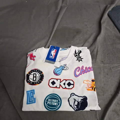 NIKE NBA THE NIKE TEE BOYS' T-SHIRT – WHITE, SIZE L (UK 14–16)