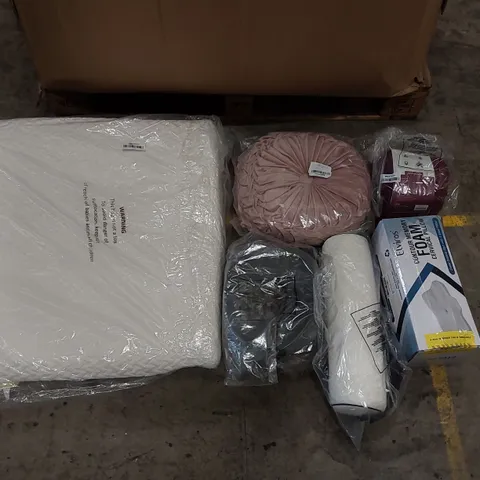 PALLET OF ASSORTED BEDROOM AND COMFORT BASED PRODUCTS TO INCLUDE; PILLOWS, SUPPORT SEAT CUSHIONS AND SIMILARLY RELATED GOODS 