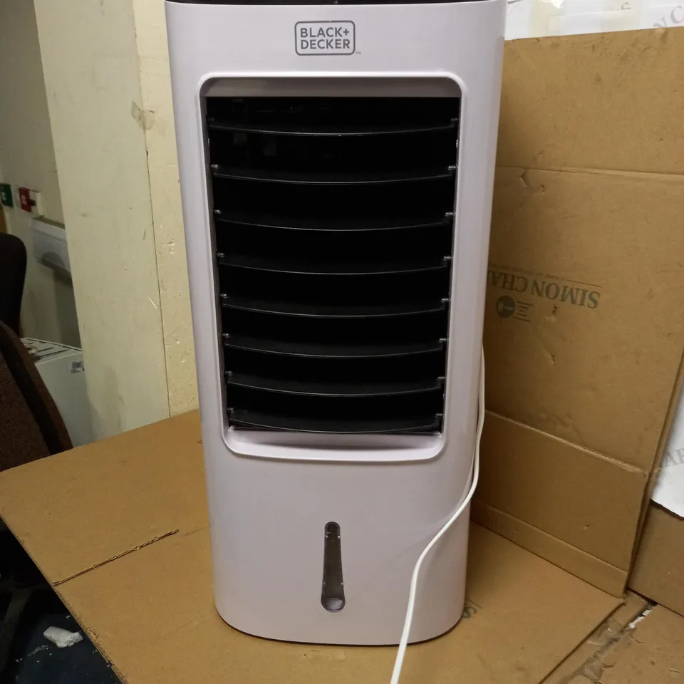 BLACK+DECKER 7 LITRE DIGITAL 2-IN-1 AIR COOLER