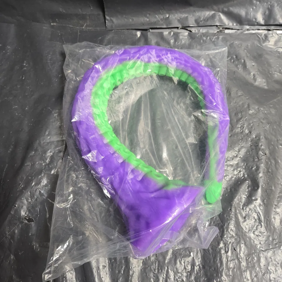 Tentacle silicone dildo – purple & green, sealed in bag