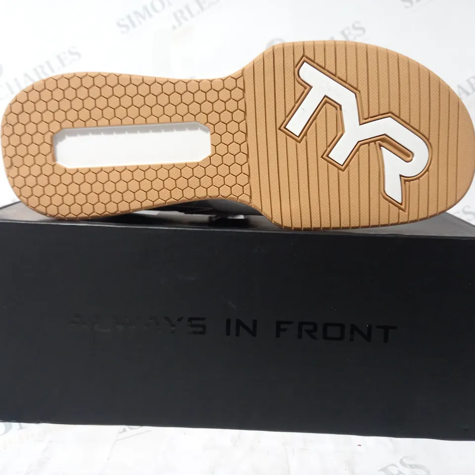 BOXED PAIR OF TYR L-1 LIFTER SHOES IN WHITE UK SIZE 8.5