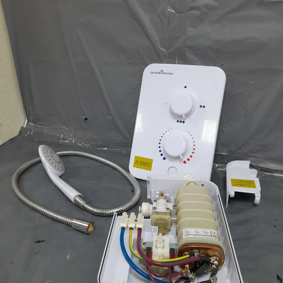 GAINSBOROUGH FULL SHOWER KIT 