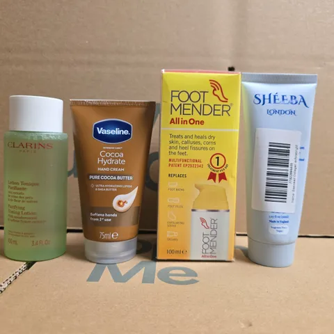 APPROXIMATELY 15 ASSORTED COSMETIC ITEMS TO INCLUDE SHÉEBA, CLARINS, ETC - COLLECTION ONLY