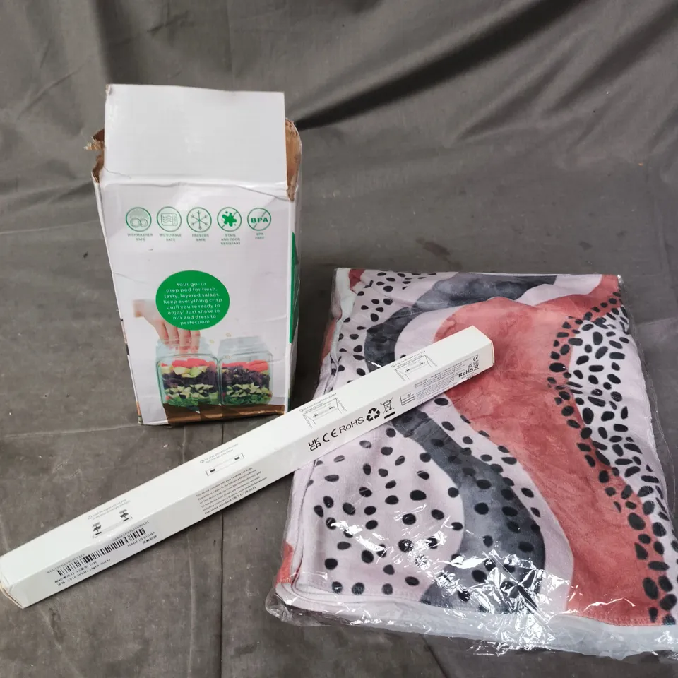 APPROXIMATELY 20 ASSORTED HOUSEHOLD PRODUCTS TO INCLUDE HOME DECOR, STORAGE CONTAINERS, LED LIGHTS ETC 