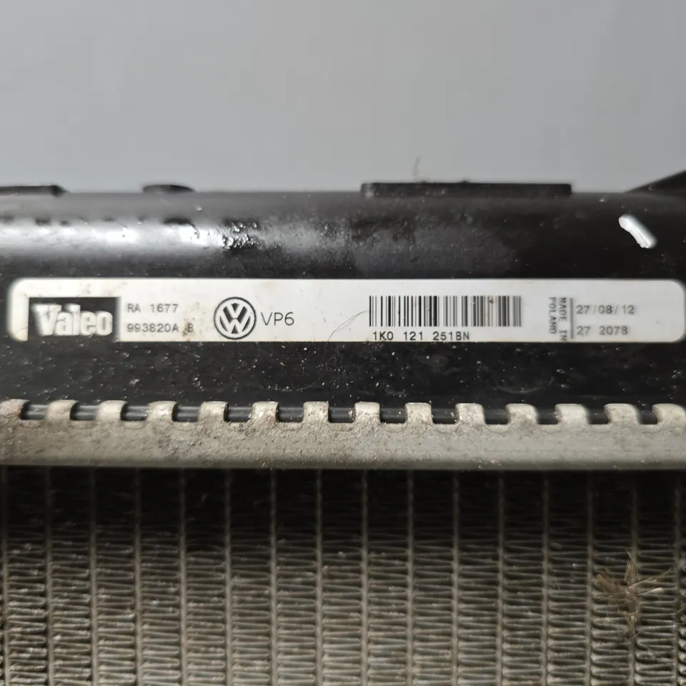 VALEO CAR RADIATOR - 993820A B