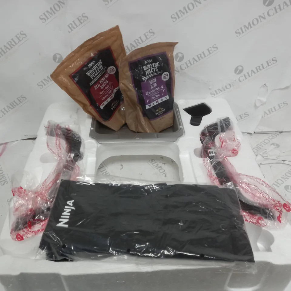 NINJA WOODFIRE ELECTRIC BBQ GRILL & SMOKER