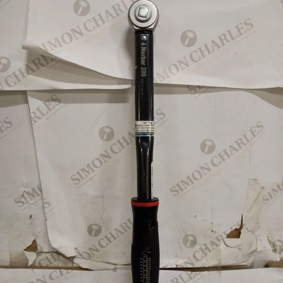 NORBAR 130104 MODEL 200 TORQUE WRENCH DUAL SCALE PUSH THROUGH RATCHET, BLACK, 1/2-INCH DRIVE