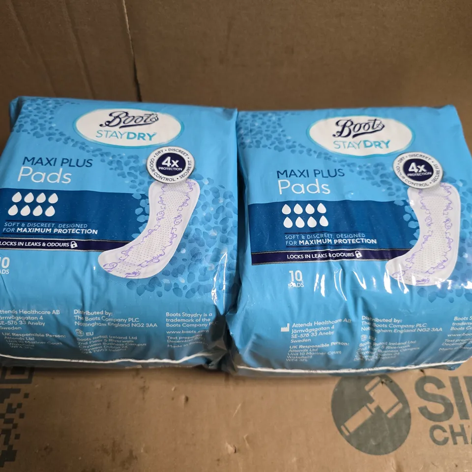 2 X BOOTS MAXI PLUS STAY DRY PAD PACKS - 10 PADS PER PACK 
