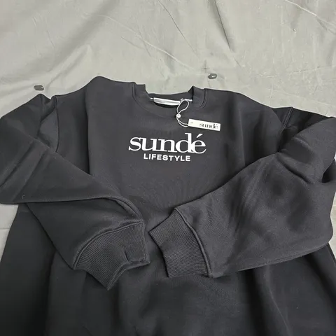 SUNDÉ LIFESTYLE CREW NECK SWEATSHIRT – BLACK – XS-S 