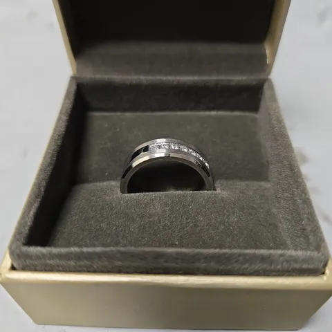 BOXED WARREN JAMES RING - SIZE UNSPECIFIED