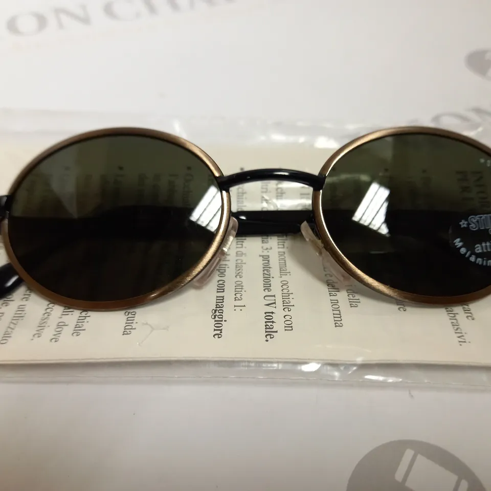 APPROXIMATELY 10 DIERRE STING SUNGLASSES - BOXED
