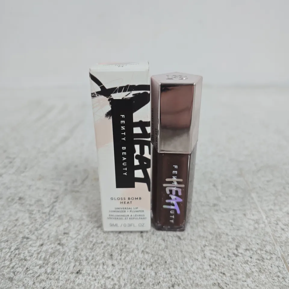 BOXED FENTY BEAUTY GLOSS BOMB HEAT LIP LUMINIZER 9ML (HOT CHOCOLIT HEAT 04)