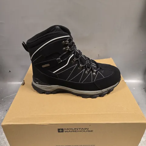 BOXED PAIR OF MOUNTAIN WAREHOUSE BOULDER WINTER TREKKER THERMAL BOOTS - 7