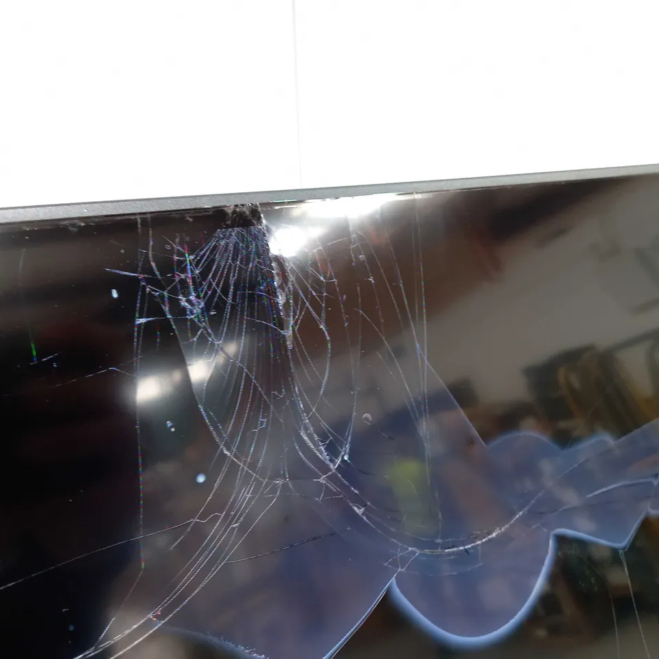 HISENSE E7HQTUK 55" SMART 4K ULTRA HD HDR QLED TV [COLLECTION ONLY]