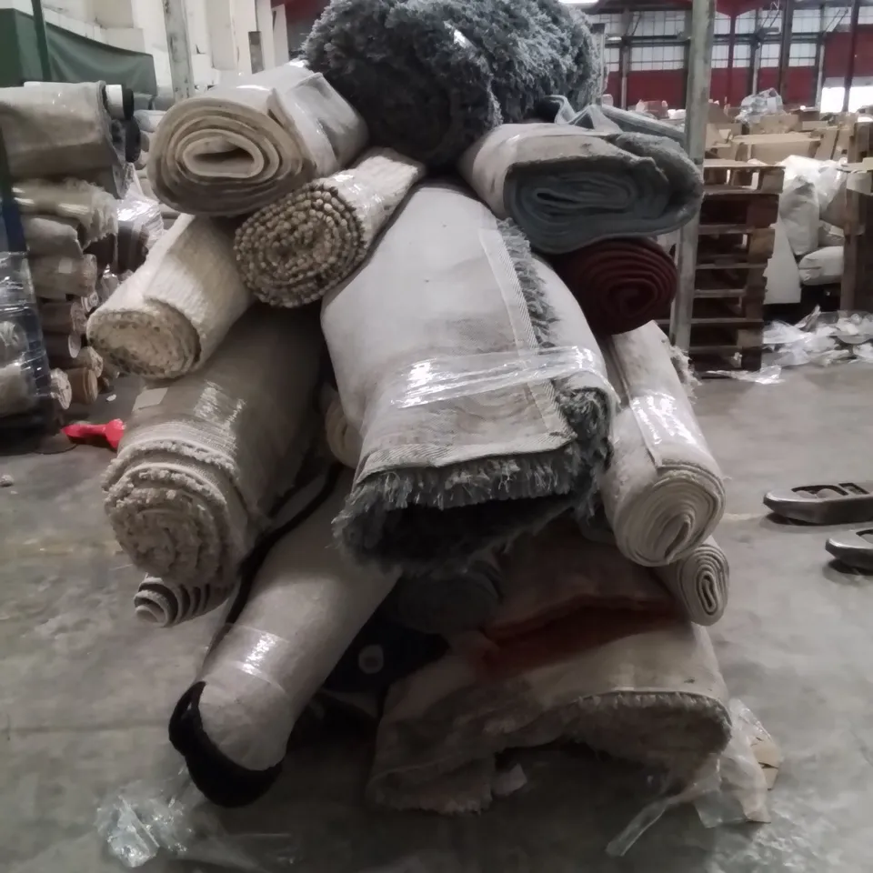 STILLAGE TO CONTAIN APPROXIMATELY 30 QUALITY DESIGNER RUGS