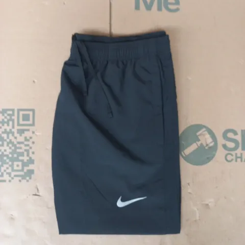 NIKE DRI-FIT PANTS IN BLACK SIZE LARGE