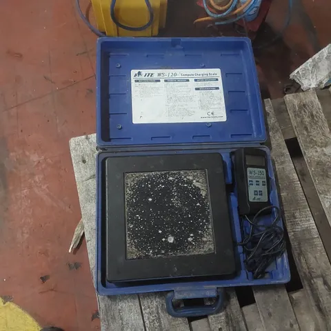 WS-120 COMPUTE CHARGING STATION