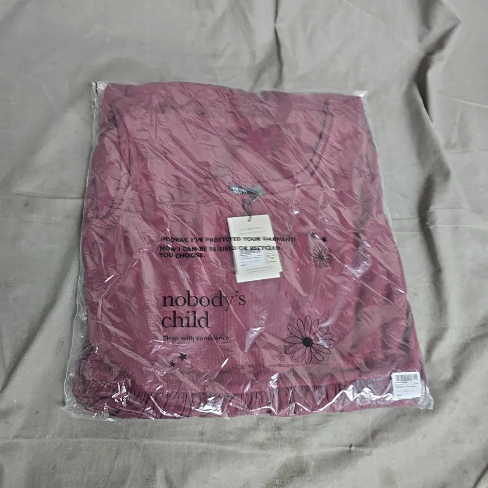 NOBODY'S CHILD COLORADO MIDI DRESS BERRY – UK14 (EU42, USA10)