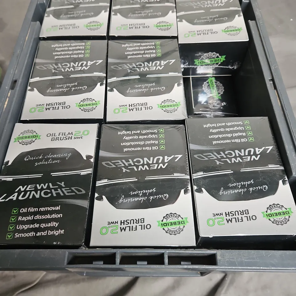 APPROXIMATELY 20 SEALED DEBEIDI OIL FILM BRUSH 2.0