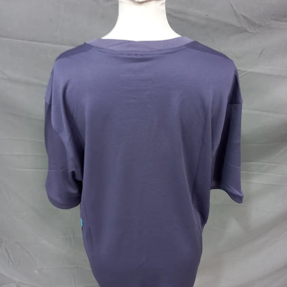 ENGLAND FC AWAY SHIRT SIZE XXL