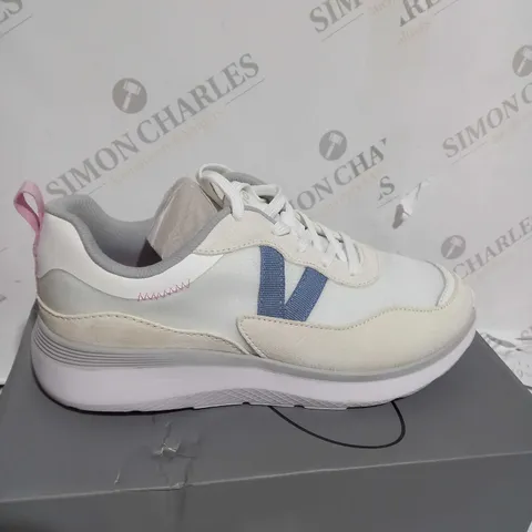 VIONIC DESIGNER TRAINERS - WHITE - UK SIZE 6