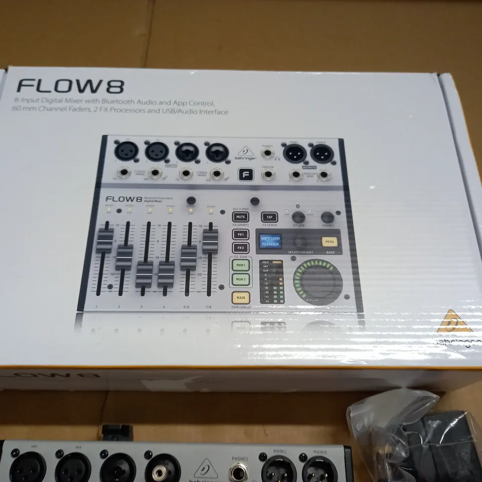 BOXED BEHRINGER FLOW 8 8-INPUT DIGITAL MIXER
