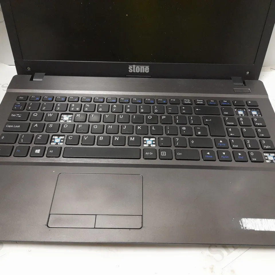STONE NT310-H CORE I5-4210M 2.66GHZ, 8GB, 500GB, 15.6"