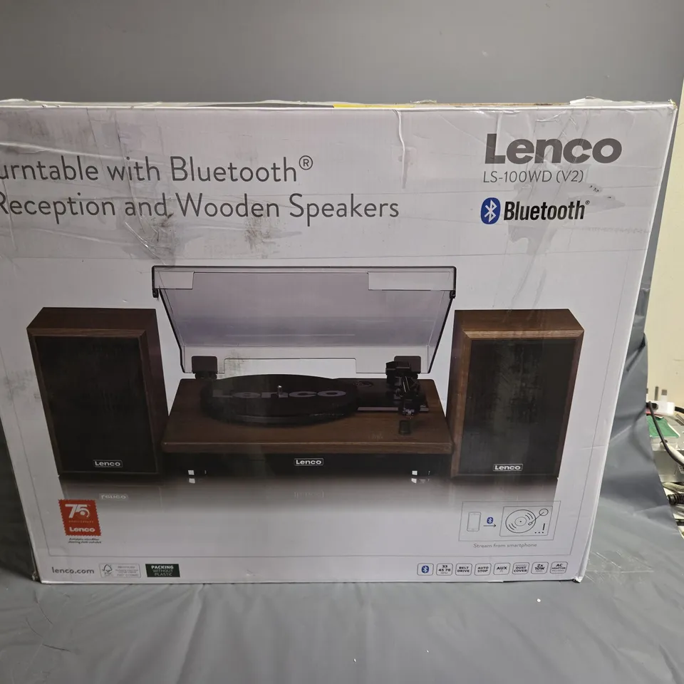 TURNTABLE WITH BLUETOOTH RECEPTION AND WOODEN SPEAKERS