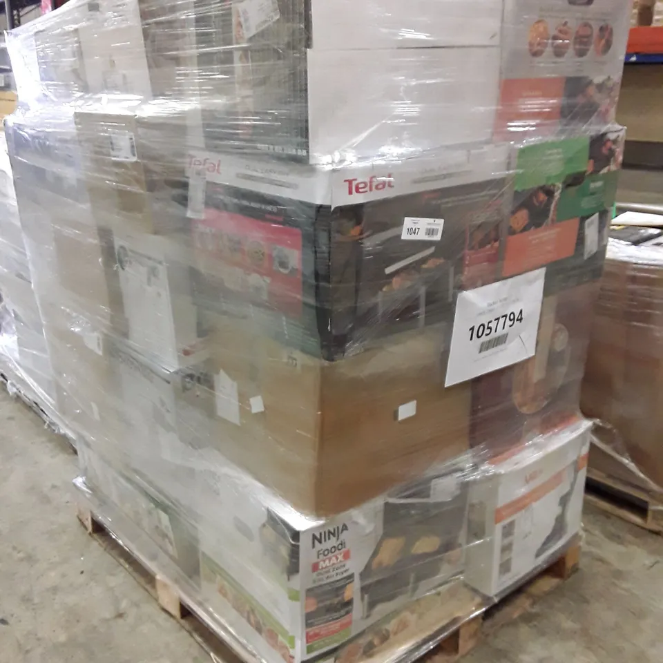 PALLET OF APPROXIMATELY 31 UNPROCESSED RAW RETURN HOUSEHOLD AND ELECTRICAL GOODS TO INCLUDE;