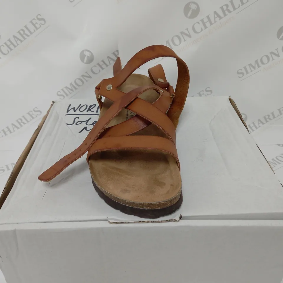PAIR OF BONOVA STRAP SANDALS BROWN SIZE 8