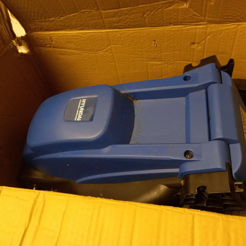 HYUNDAI 32CM LIGHTWEIGHT ROTARY ELECTRIC LAWN MOWER