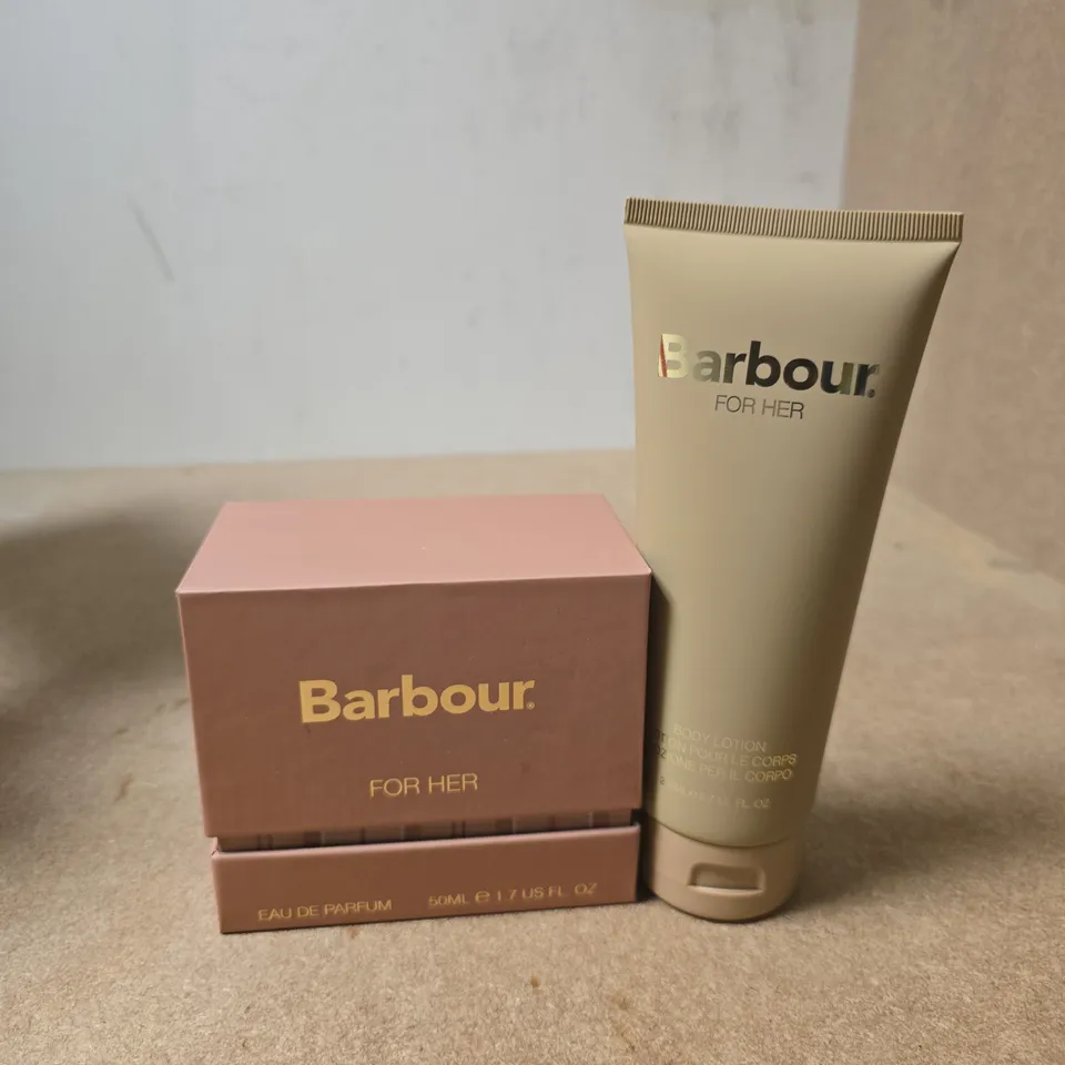BOXED BARBOUR FOR HER ESSENTIALS SET