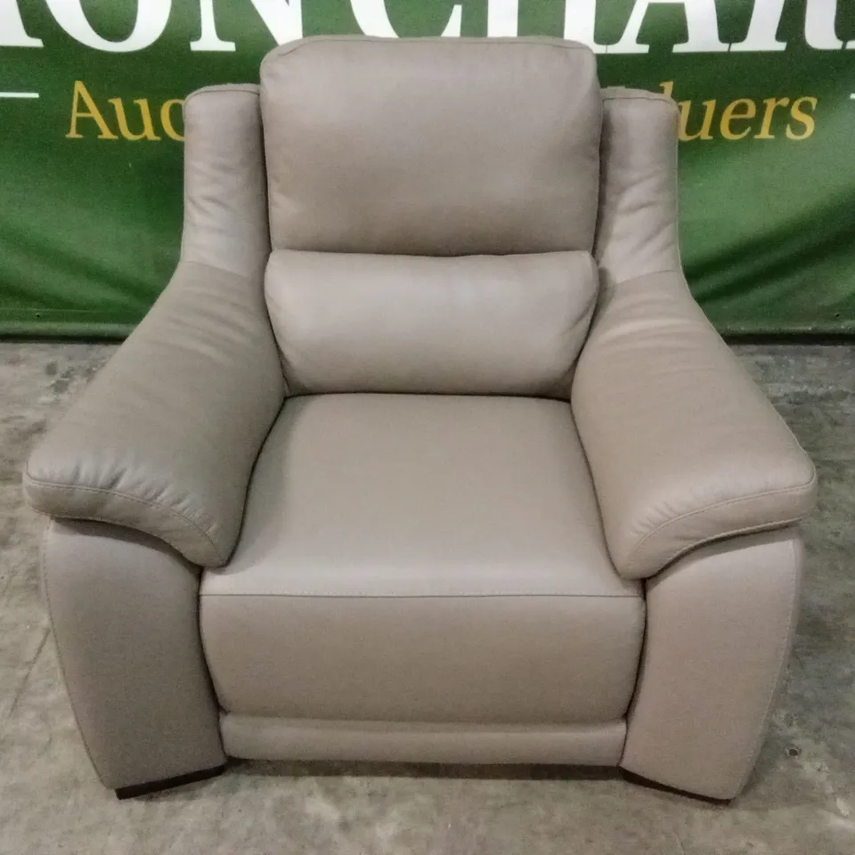 QUALITY DESIGNER ITALIAN MADE DEGANO LEATHER ARMCHAIR