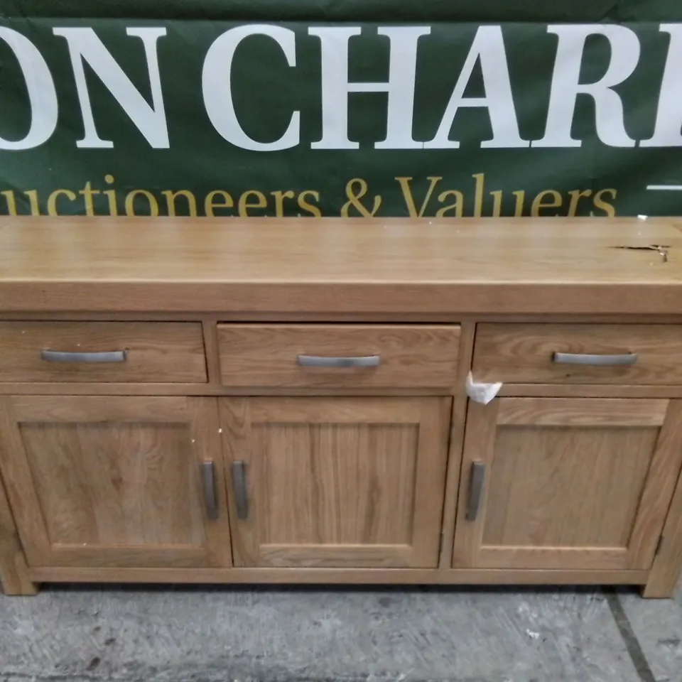 DESIGNER OREGANO EXTRA LARGE SIDEBOARD 