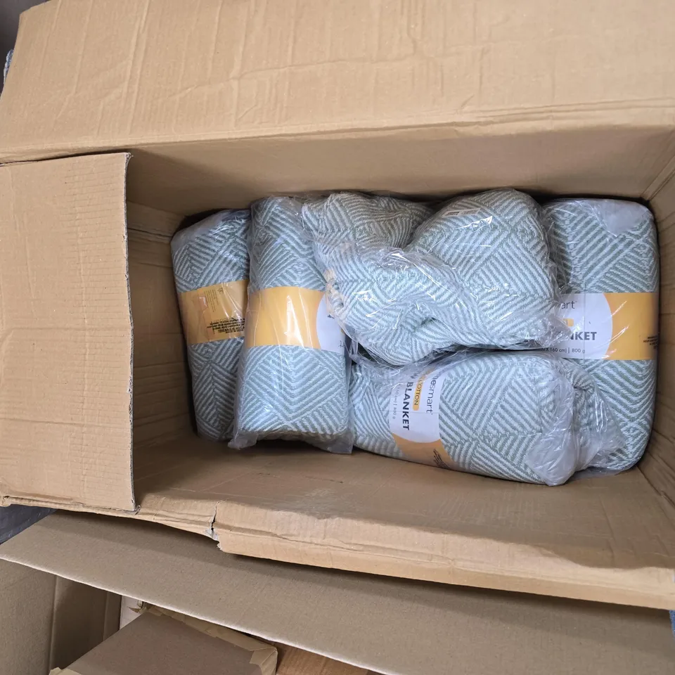 HOMESMART 100% COTTON THROW BLANKET - GREY CHEVRON - 51 X 63 IN (130 X 160 CM) BOX OF 5