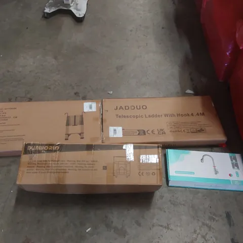 PALLET OF ASSORTED ITEMS INCLUDING: TELESCOPIC LADDERS, TRAMPOLINE, EXTENDABLE KITCHEN FAUCET ECT