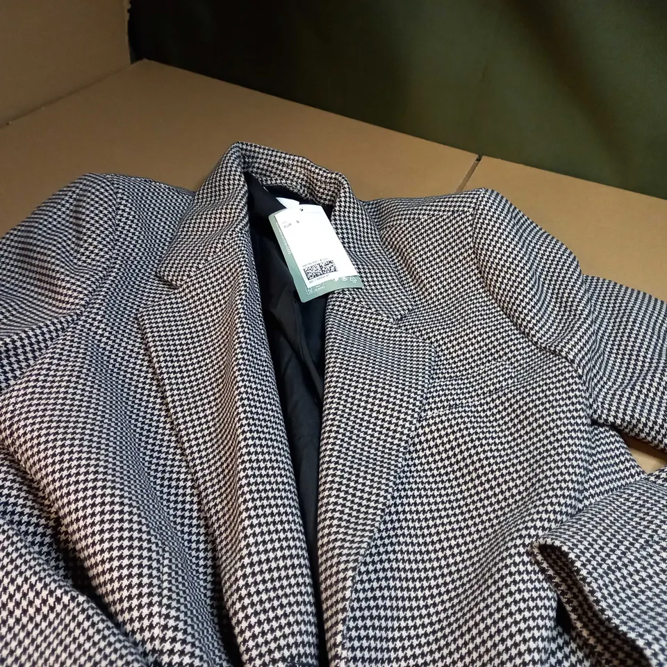 ASOS BLACK/WHITE CHECKED MENS BLAZER/JACKET - SMALL