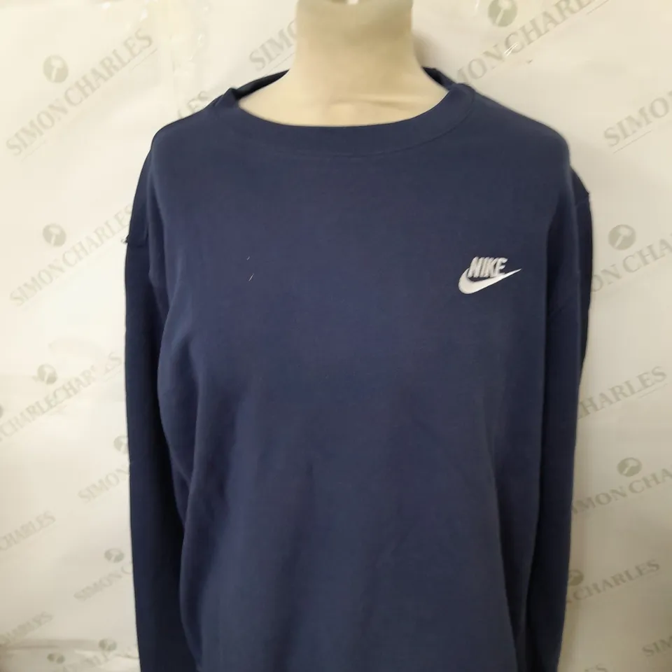 NIKE LOGO NAVY SWEATSHIRT SIZE M