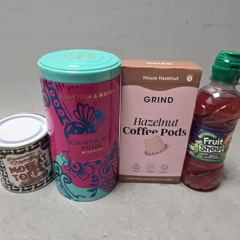 APPROXIMATELY 12 ASSORTED FOOD & DRINK ITEMS TO INCLUDE - FRUIT SHOOT , GRIND HAZELNUT ETC