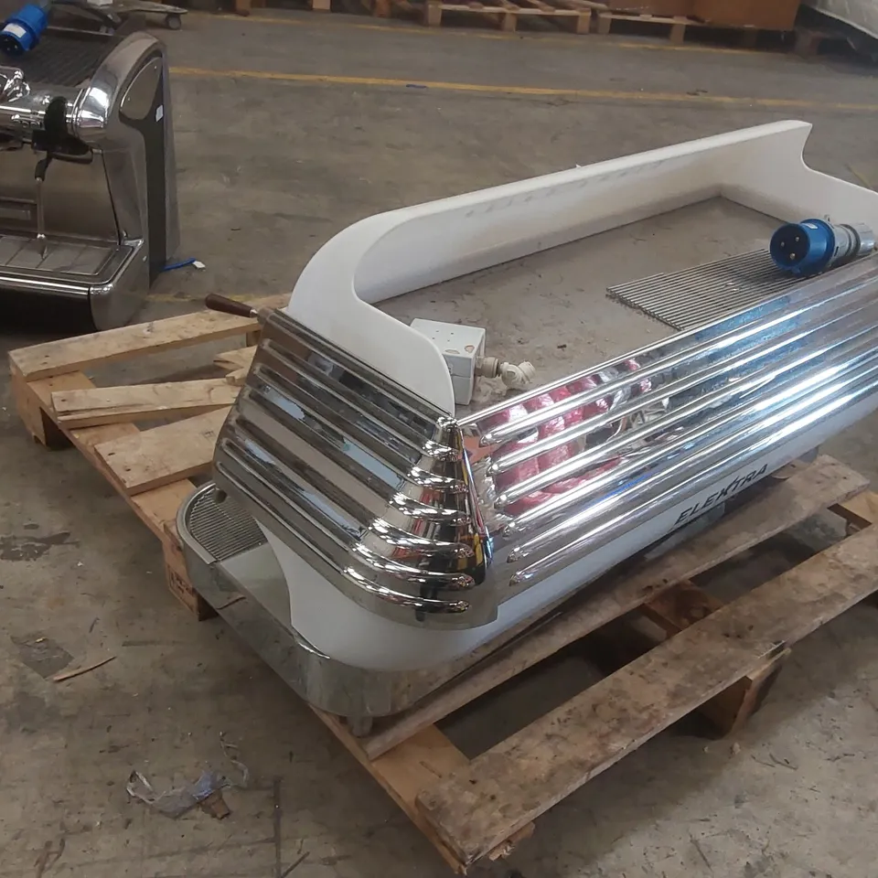 ELEKTRA CREMA CAFFÈ COMMERCIAL 3 GROUP COFFEE MACHINE