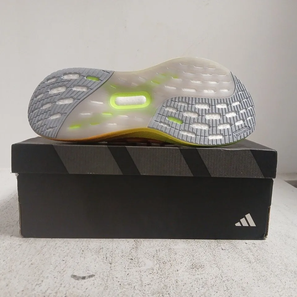 BOXED PAIR OF ADIDAS ULTRABOOST 5 TRAINERS IN ORANGE/MULTI SIZE UK 9