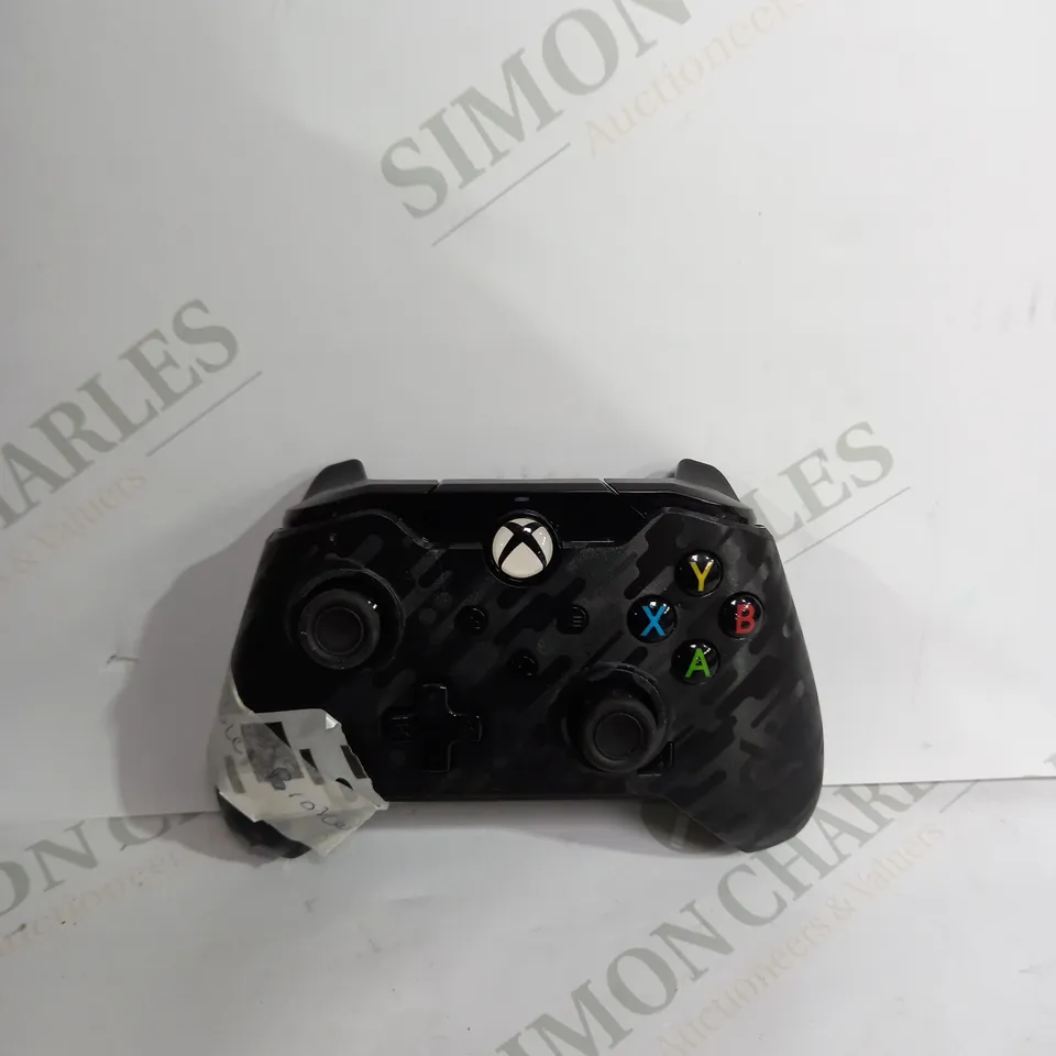 PDP GAMING PHANTOM BLACK WIRED XBOX CONTROLLER