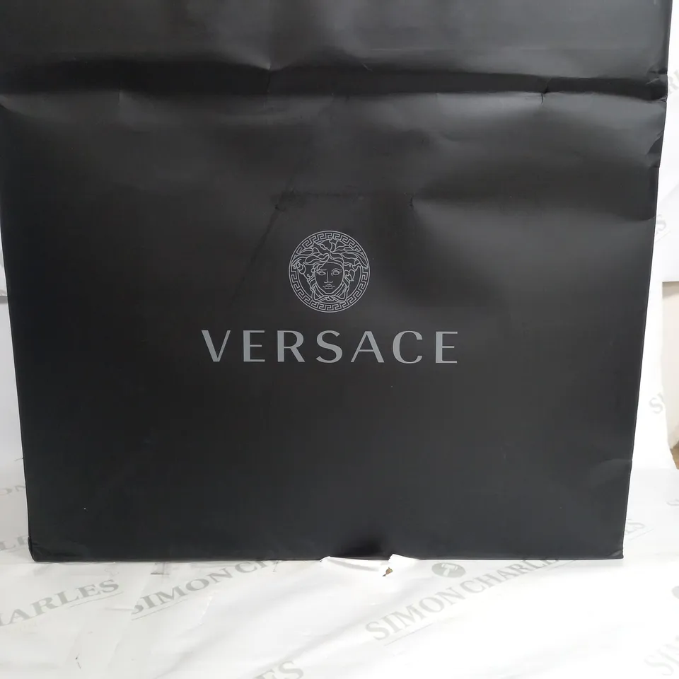 VERSACE LA MEDUSA LEATHER HANDBAG IN BLACK 
