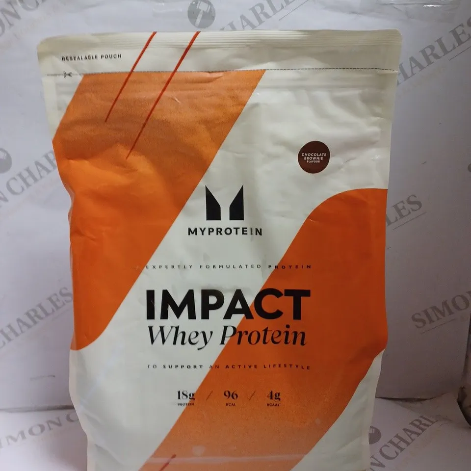 SEALED MYPROTEIN IMPACT WHEY PROTEIN - CHOCOLATE BROWNIE FLAVOUR - 2.5KG