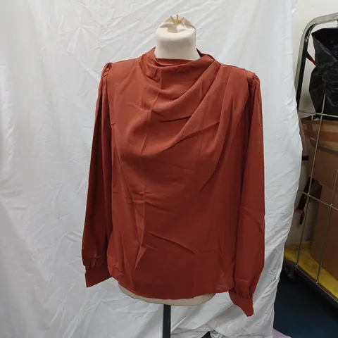LONG SLEEVE CONTEMPORARY OFFICE CHIC TOP