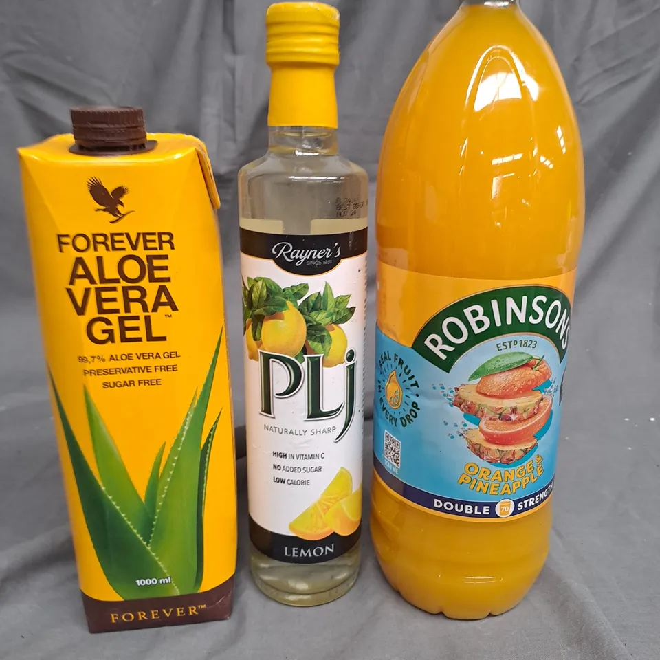 BOX OF APPROXIMATELY 10 ITEMS TO INCLUDE ROBINSONS ORANGE, ALOE VERA GEL, PLJ LEMON ETC