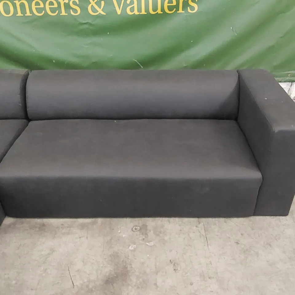 DESIGNER CLARKSON FABRIC CHAISE SOFA - BLACK