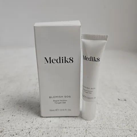 BOXED MEDIK8 BLEMISH SOS RAPID ACTION TARGET GEL (15ML)